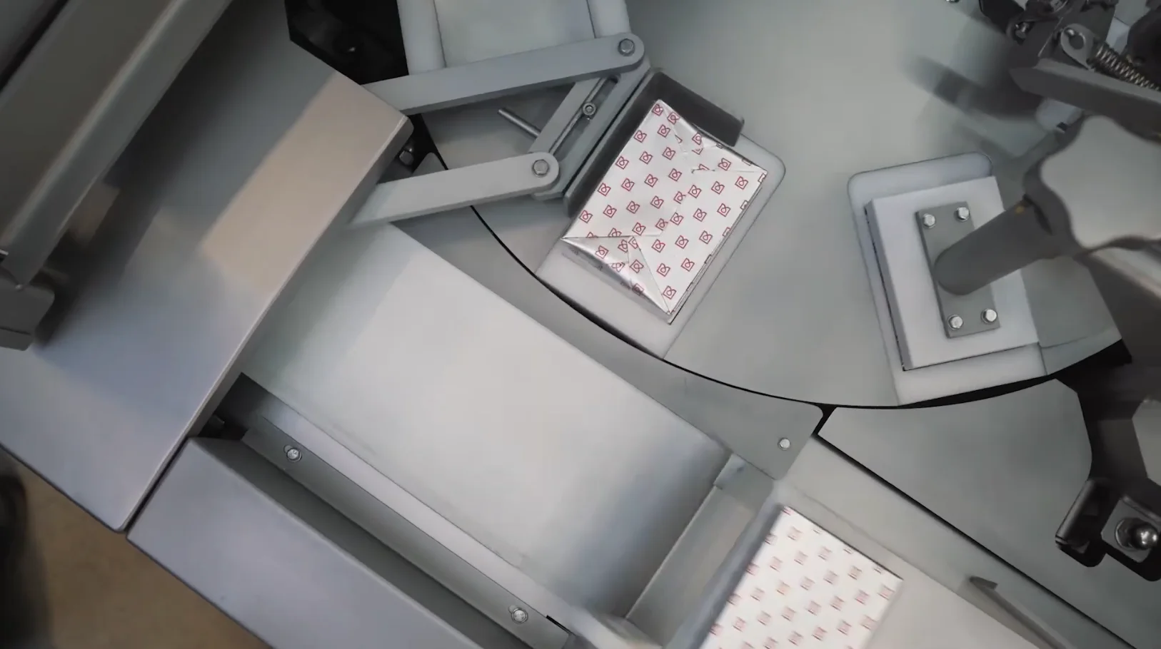 SII-ARM butter bar wrapper — features and advantages of the system